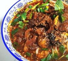 Eel Pot Rice Noodles