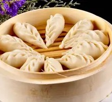 Steamed Dumplings (One Basket)