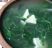 Goji Shoots and Tofu Soup