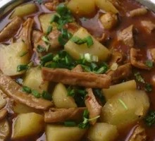 Stewed Chicken with Brown Sauce