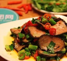 Stir-Fried Blood Tofu