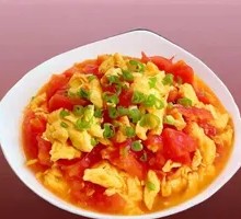 Tomato and Egg Stir-Fry