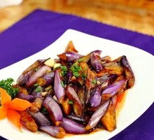 Sauce-Braised Eggplant