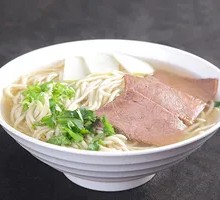 Clear Soup Beef Noodles
