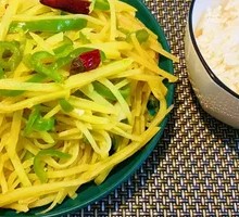 Green Pepper and Potato Noodles Rice Bowl