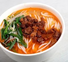 Braised Pork Rice Noodles