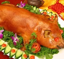Golden Roast Suckling Pig