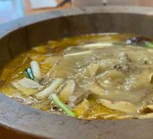 Wild Mushroom Hot Pot