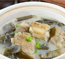 Kelp and Pork Rib Soup