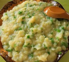 Old Milk Potato Stir-fried with Green Beans