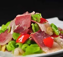 Green Pepper Stir-fried with Ham