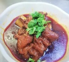 Stewed Pork Shank in Inverted Style
