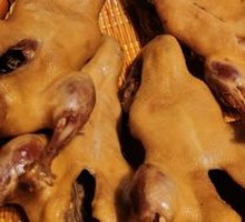 Signature Vacuum-Packed Small Spicy Duck