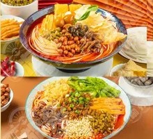 Dry-Loaded Meat Sauce Snail Noodles