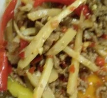 Sour Bamboo Shoots Beef Rice Bowl