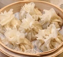 Fresh Meat and Scallion Steamed Dumplings