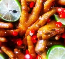 Lemon-flavored Chicken Feet