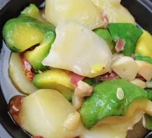 Ham and Potato Stewed with Small Cucumber