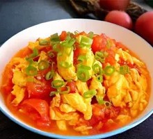 Tomato and Egg Stir-Fry