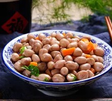 Vinegar-Marinated Peanuts
