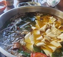 Sour Cabbage Pork Trotter