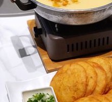 Oil Cake with Mung Bean Paste