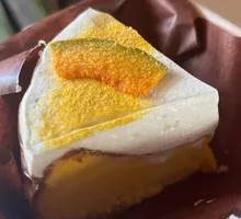 Zero-Sugar Pumpkin Basque Cheesecake