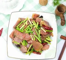 Stir-Fried Fresh Garlic Shoots with Preserved Pork