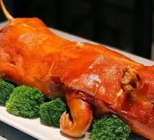 Roast Aromatic Pig