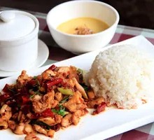 Kung Pao Chicken Bucket Rice