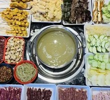 Zhenxiong Spicy Hot Pot