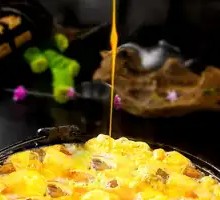 Stone-Heated Free-Range Eggs