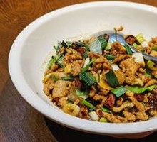 Xuanwei Stir-Fried Pork