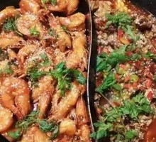 Spicy Lobster and Frog Stir-fry