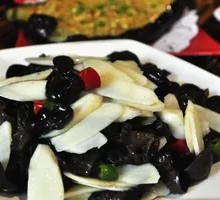 Cold Black Mushroom Salad
