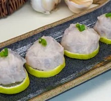 Hand-Beaten Fresh Shrimp Dumplings