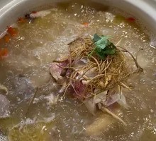 Cordyceps Flower, Tianma, Ham, and Chicken Hot Pot