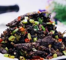 紫苏煎泥鳅