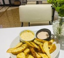 Plum-Flavored Fried Potato Cubes