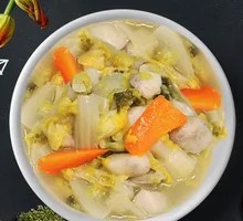Soft and Sticky Pork Bone Soup with Chinese Cabbage and Taro