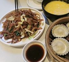 Dry-Fried Beef Rice Noodles