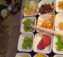 Eco Grass Shoot Hot Pot Rice Noodles