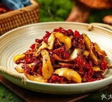 Stir-fried Hand-Responsive Mushroom