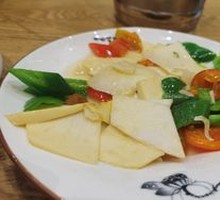 Stir-Fried Sweet Bamboo Shoots