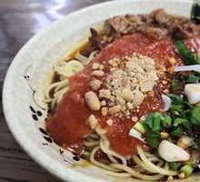Tomato Meat Sauce Noodles