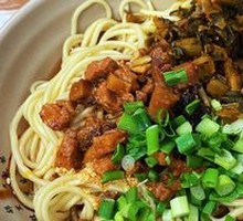 Braised Pork Noodles