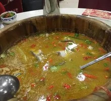 Secret-Recipe Wooden Bucket Fish Pot Base