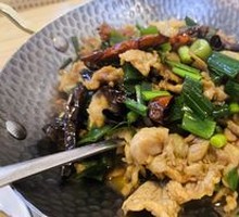 Xuanwei Stir-Fried Pork