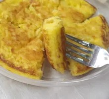 Salted Egg Yolk Rice Noodle Pancake