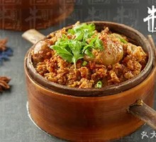 Spiced Steamed Pig Intestines with Rice Flour